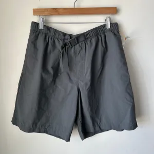 Columbia Athletic Shorts Size Medium